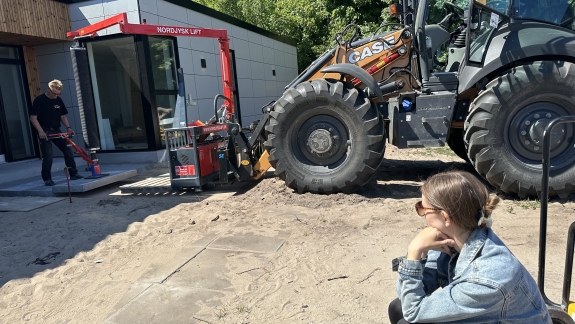 belægning med tilskuer